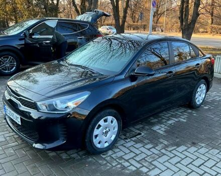 Черный Киа Рио, объемом двигателя 1.6 л и пробегом 10 тыс. км за 11500 $, фото 1 на Automoto.ua