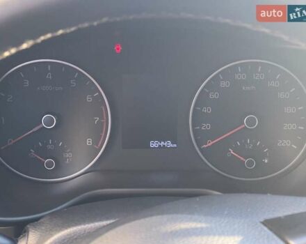 Чорний Кіа Ріо, об'ємом двигуна 1.59 л та пробігом 67 тис. км за 14500 $, фото 3 на Automoto.ua