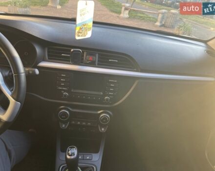 Чорний Кіа Ріо, об'ємом двигуна 1.59 л та пробігом 74 тис. км за 13300 $, фото 4 на Automoto.ua