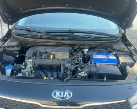 Чорний Кіа Ріо, об'ємом двигуна 1.59 л та пробігом 89 тис. км за 11500 $, фото 8 на Automoto.ua