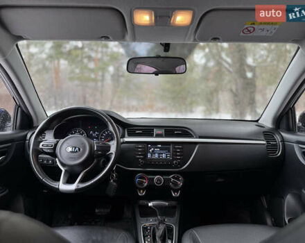 Чорний Кіа Ріо, об'ємом двигуна 1.4 л та пробігом 66 тис. км за 14200 $, фото 17 на Automoto.ua