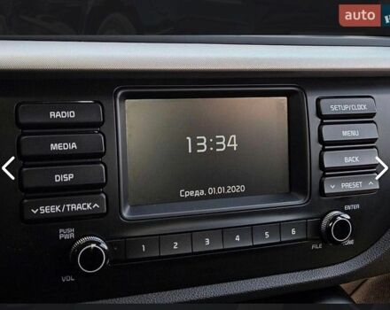 Чорний Кіа Ріо, об'ємом двигуна 1.37 л та пробігом 63 тис. км за 10000 $, фото 6 на Automoto.ua