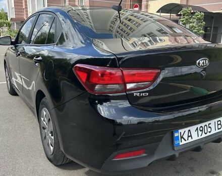 Чорний Кіа Ріо, об'ємом двигуна 1.59 л та пробігом 55 тис. км за 14150 $, фото 10 на Automoto.ua
