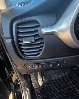 Черный Киа Рио, объемом двигателя 1.59 л и пробегом 59 тыс. км за 14999 $, фото 17 на Automoto.ua