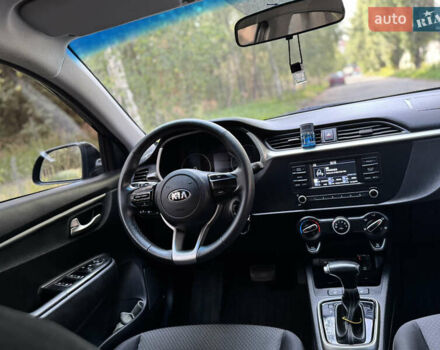 Черный Киа Рио, объемом двигателя 1.37 л и пробегом 25 тыс. км за 11999 $, фото 24 на Automoto.ua