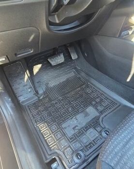 Черный Киа Рио, объемом двигателя 1.59 л и пробегом 59 тыс. км за 14999 $, фото 19 на Automoto.ua