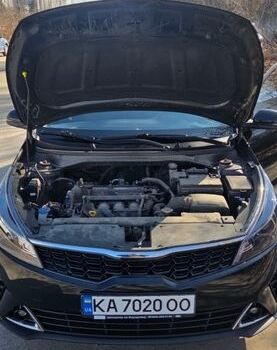 Черный Киа Рио, объемом двигателя 1.59 л и пробегом 59 тыс. км за 14999 $, фото 9 на Automoto.ua