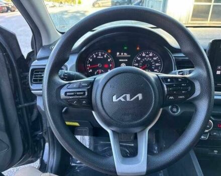 Черный Киа Рио, объемом двигателя 1.6 л и пробегом 32 тыс. км за 2800 $, фото 4 на Automoto.ua