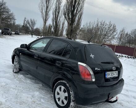 Черный Киа Рио, объемом двигателя 1.4 л и пробегом 178 тыс. км за 2100 $, фото 1 на Automoto.ua