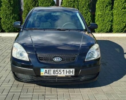 Черный Киа Рио, объемом двигателя 0 л и пробегом 250 тыс. км за 3600 $, фото 1 на Automoto.ua