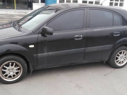 Черный Киа Рио, объемом двигателя 1.4 л и пробегом 132 тыс. км за 4000 $, фото 1 на Automoto.ua