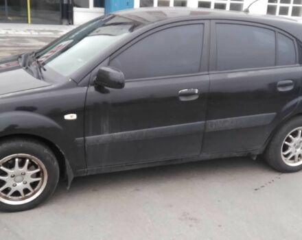 Черный Киа Рио, объемом двигателя 1.4 л и пробегом 132 тыс. км за 4000 $, фото 1 на Automoto.ua
