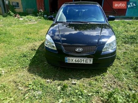 Чорний Кіа Ріо, об'ємом двигуна 1.4 л та пробігом 350 тис. км за 2850 $, фото 1 на Automoto.ua
