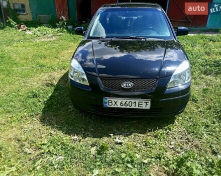 Черный Киа Рио, объемом двигателя 1.4 л и пробегом 350 тыс. км за 2850 $, фото 1 на Automoto.ua
