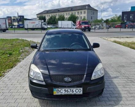 Чорний Кіа Ріо, об'ємом двигуна 1.4 л та пробігом 184 тис. км за 4500 $, фото 1 на Automoto.ua