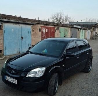 Черный Киа Рио, объемом двигателя 1.4 л и пробегом 201 тыс. км за 4200 $, фото 1 на Automoto.ua