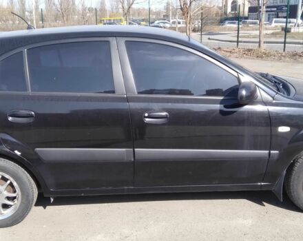 Черный Киа Рио, объемом двигателя 1.4 л и пробегом 132 тыс. км за 4000 $, фото 1 на Automoto.ua