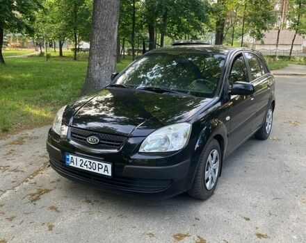 Черный Киа Рио, объемом двигателя 1.4 л и пробегом 227 тыс. км за 5500 $, фото 1 на Automoto.ua