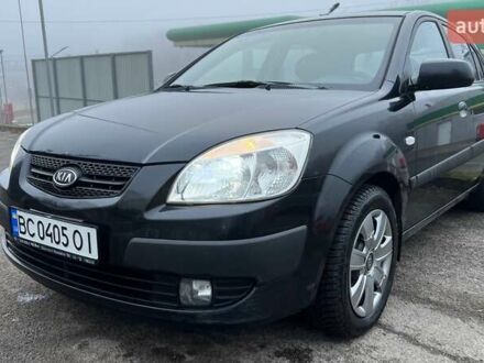 Черный Киа Рио, объемом двигателя 1.6 л и пробегом 230 тыс. км за 4900 $, фото 1 на Automoto.ua