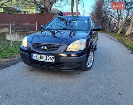 Черный Киа Рио, объемом двигателя 1.4 л и пробегом 184 тыс. км за 4800 $, фото 1 на Automoto.ua