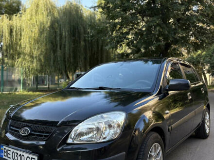 Чорний Кіа Ріо, об'ємом двигуна 1.4 л та пробігом 215 тис. км за 6200 $, фото 1 на Automoto.ua