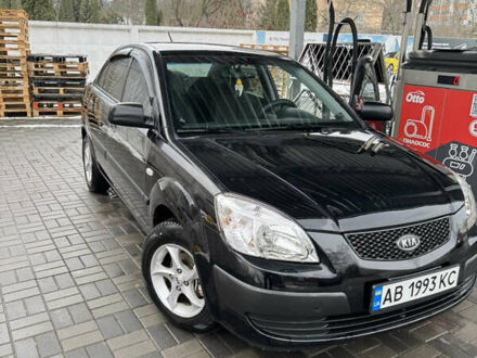 Киа Рио 2007 в Старой Синяве на Automoto.ua Черный Киа Рио, объемом двигателя 1.34 л и пробегом 117 тыс. км за 3999 $, фото 1 на Automoto.ua