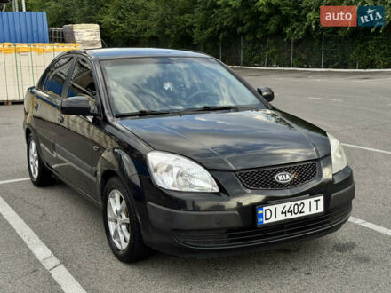 Черный Киа Рио, объемом двигателя 1.4 л и пробегом 225 тыс. км за 5000 $, фото 1 на Automoto.ua