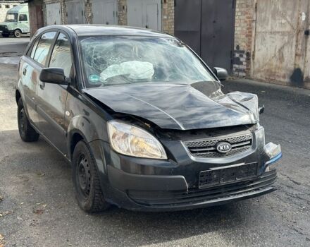 Черный Киа Рио, объемом двигателя 0 л и пробегом 240 тыс. км за 1950 $, фото 1 на Automoto.ua