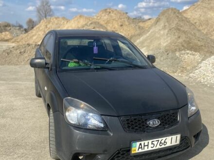 Черный Киа Рио, объемом двигателя 1.4 л и пробегом 3 тыс. км за 1800 $, фото 1 на Automoto.ua