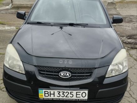 Чорний Кіа Ріо, об'ємом двигуна 1.4 л та пробігом 110 тис. км за 5800 $, фото 1 на Automoto.ua