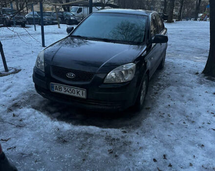 Черный Киа Рио, объемом двигателя 1.49 л и пробегом 146 тыс. км за 4000 $, фото 1 на Automoto.ua