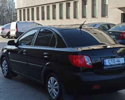 Чорний Кіа Ріо, об'ємом двигуна 0 л та пробігом 260 тис. км за 4850 $, фото 1 на Automoto.ua
