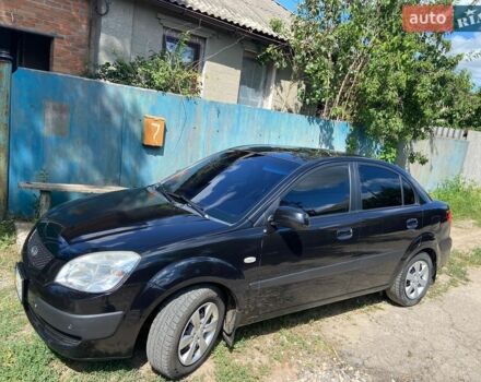 Черный Киа Рио, объемом двигателя 1.4 л и пробегом 214 тыс. км за 4600 $, фото 1 на Automoto.ua