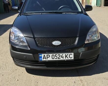 Черный Киа Рио, объемом двигателя 1.5 л и пробегом 239 тыс. км за 4511 $, фото 1 на Automoto.ua