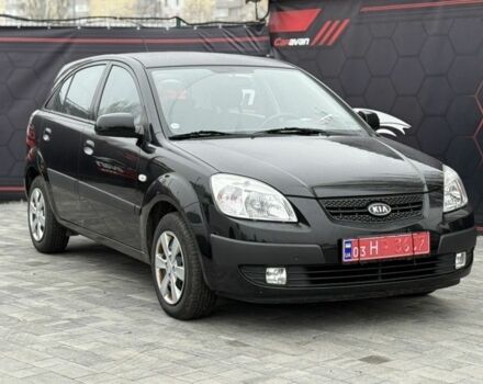 Черный Киа Рио, объемом двигателя 1.4 л и пробегом 166 тыс. км за 5999 $, фото 1 на Automoto.ua