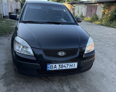 Черный Киа Рио, объемом двигателя 1.4 л и пробегом 272 тыс. км за 3488 $, фото 1 на Automoto.ua