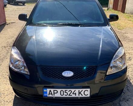 Черный Киа Рио, объемом двигателя 1.5 л и пробегом 236 тыс. км за 4500 $, фото 1 на Automoto.ua