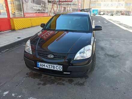 Киа Рио 2008 в Житомире на Automoto.ua Черный Киа Рио, объемом двигателя 1.4 л и пробегом 122 тыс. км за 5350 $, фото 1 на Automoto.ua