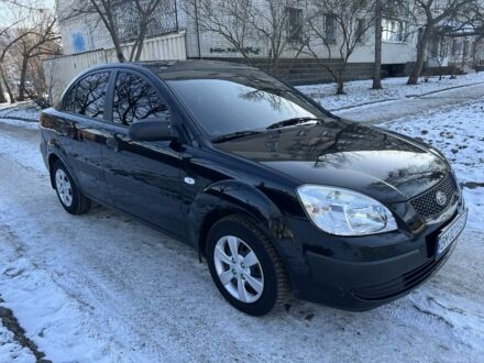 Чорний Кіа Ріо, об'ємом двигуна 0 л та пробігом 120 тис. км за 5825 $, фото 1 на Automoto.ua