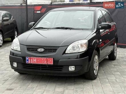 Черный Киа Рио, объемом двигателя 1.4 л и пробегом 166 тыс. км за 6000 $, фото 1 на Automoto.ua