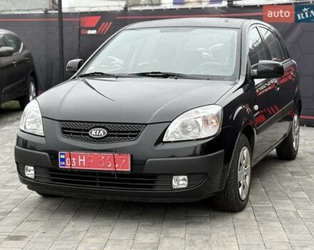 Черный Киа Рио, объемом двигателя 1.4 л и пробегом 166 тыс. км за 6000 $, фото 1 на Automoto.ua