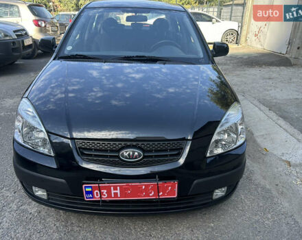 Черный Киа Рио, объемом двигателя 1.4 л и пробегом 166 тыс. км за 6300 $, фото 1 на Automoto.ua
