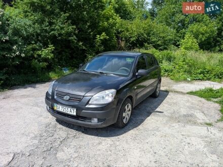 Черный Киа Рио, объемом двигателя 1.4 л и пробегом 356 тыс. км за 2400 $, фото 1 на Automoto.ua