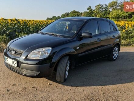 Черный Киа Рио, объемом двигателя 1.4 л и пробегом 160 тыс. км за 6200 $, фото 1 на Automoto.ua