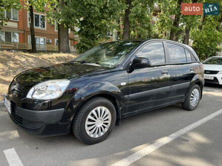 Черный Киа Рио, объемом двигателя 1.4 л и пробегом 193 тыс. км за 5550 $, фото 1 на Automoto.ua