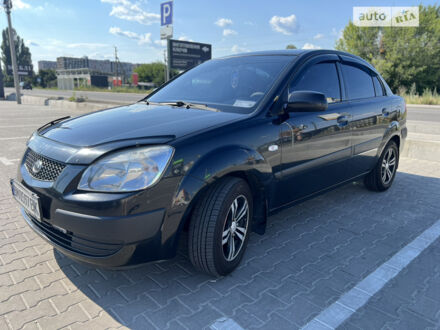 Черный Киа Рио, объемом двигателя 1.5 л и пробегом 247 тыс. км за 4400 $, фото 1 на Automoto.ua