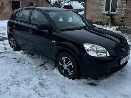 Черный Киа Рио, объемом двигателя 1.4 л и пробегом 220 тыс. км за 4500 $, фото 1 на Automoto.ua