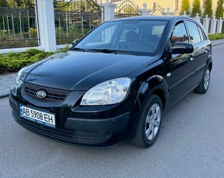 Черный Киа Рио, объемом двигателя 1.4 л и пробегом 176 тыс. км за 3899 $, фото 1 на Automoto.ua