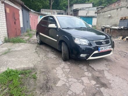 Черный Киа Рио, объемом двигателя 1.5 л и пробегом 264 тыс. км за 5500 $, фото 1 на Automoto.ua