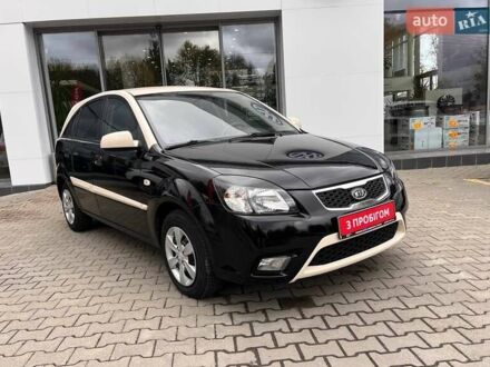 Черный Киа Рио, объемом двигателя 1.5 л и пробегом 265 тыс. км за 4700 $, фото 1 на Automoto.ua